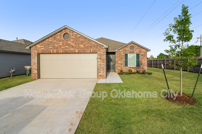 Primary Photo - 3131 Valley Dr