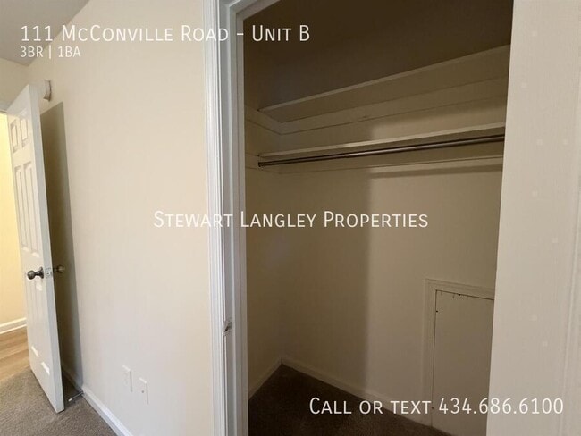 Building Photo - 111 McConville Rd