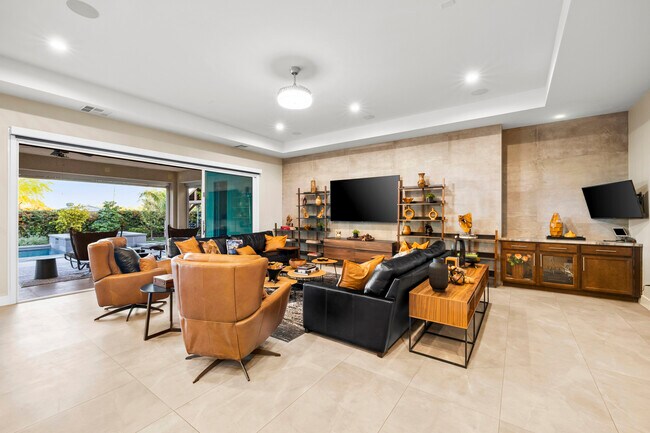 Building Photo - 8396 Sweetwater Creek Way