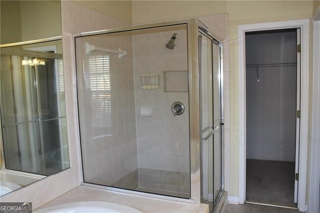 Building Photo - 2627 Hampton Park Dr