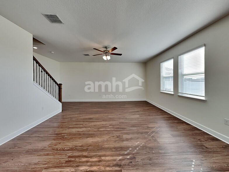 Building Photo - 4803 Windy Hammock Way