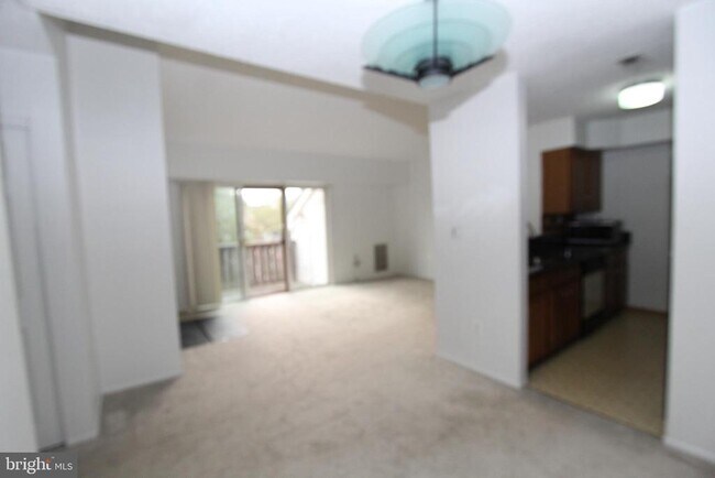 Building Photo - 2114 Aspen Dr