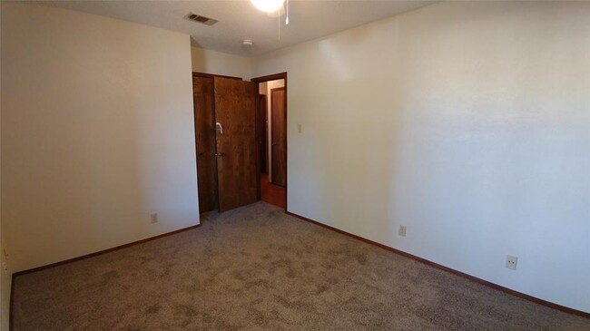 Building Photo - 3511 Monument Dr