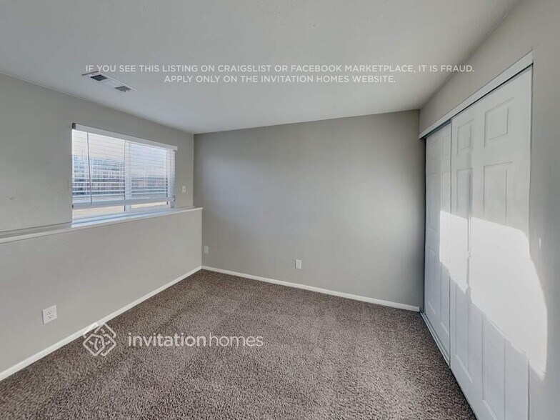 Building Photo - 9660 W 105th Ave