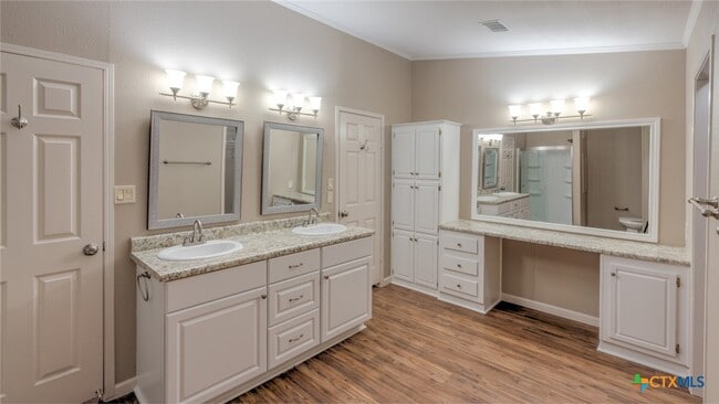 Building Photo - 950 Rebecca Springs Rd