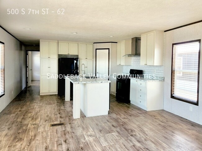 Building Photo - 500 S 7th St