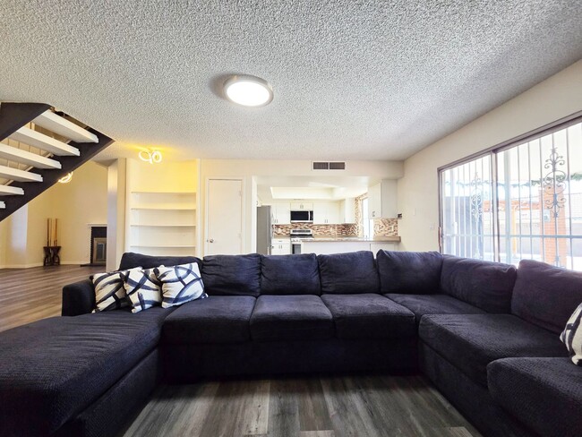 Building Photo - 4028 Zapotec Way