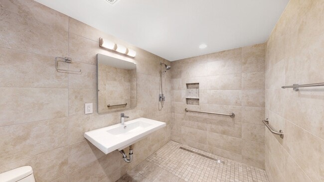 Building Photo - 1420 Oleri Terrace