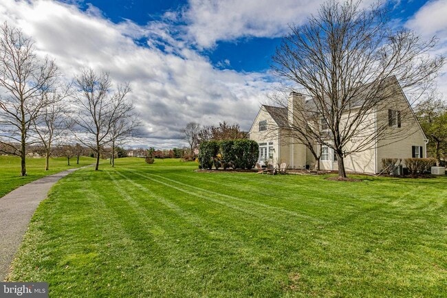 Building Photo - 3 Maidstone Ct