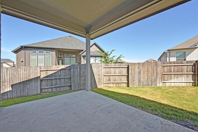 Building Photo - 475 Gamble Dr