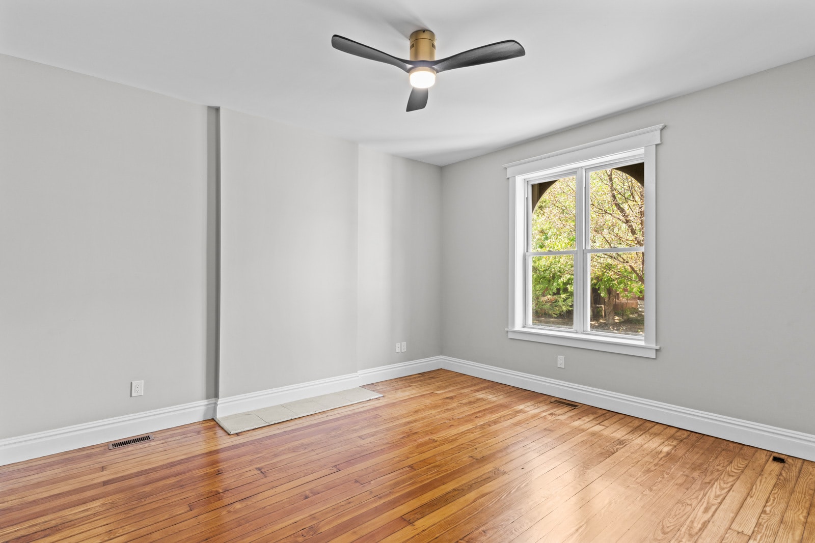 1st Bedroom - 3520 Iowa Ave