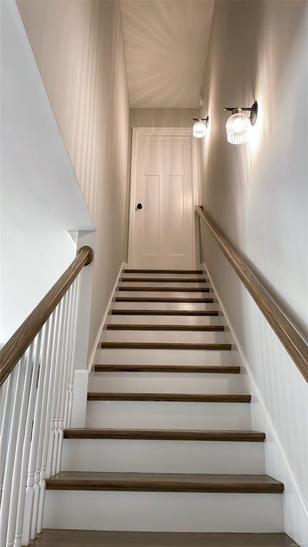 Building Photo - 1355 Bristol Park Pl