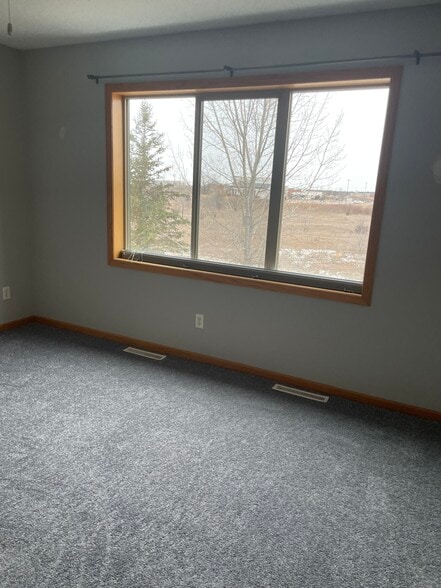 Building Photo - 1205 Mockingbird Loop