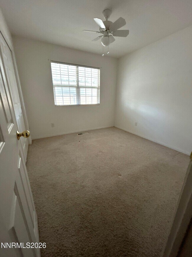 Building Photo - 559 Nader Wy