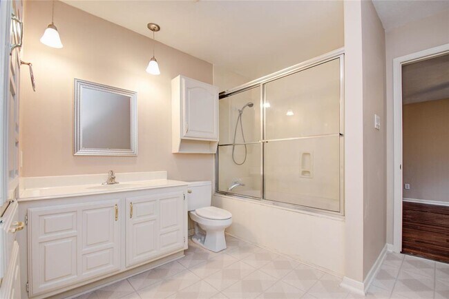 Building Photo - 3907 Postwood Dr