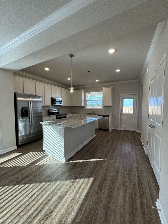 Building Photo - 8718 Happy Vly Dr