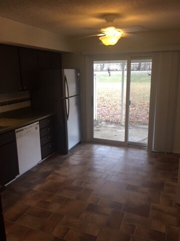 Kitchen - 4021 Pickfair Rd