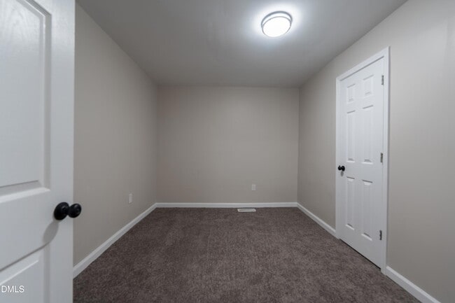 Building Photo - 1001 S Layton Ave