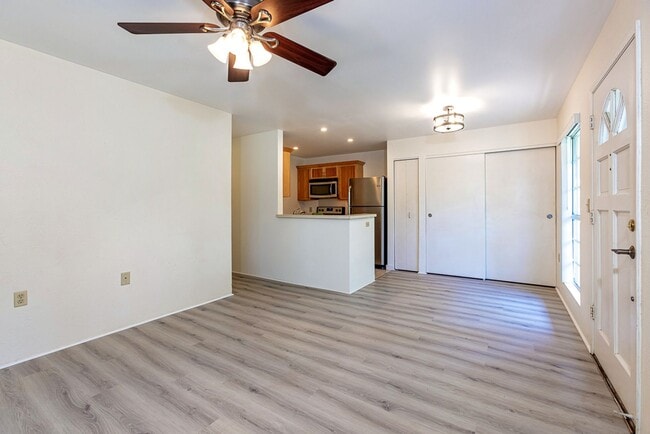 Building Photo - Unfurnished, 2 Bed, 1.5 Bath at Keonekai Villages