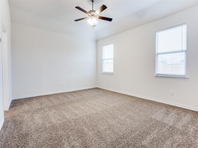 Building Photo - 123 Lakeview Cir