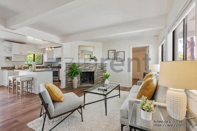 Building Photo - 1312 Carlton Ave