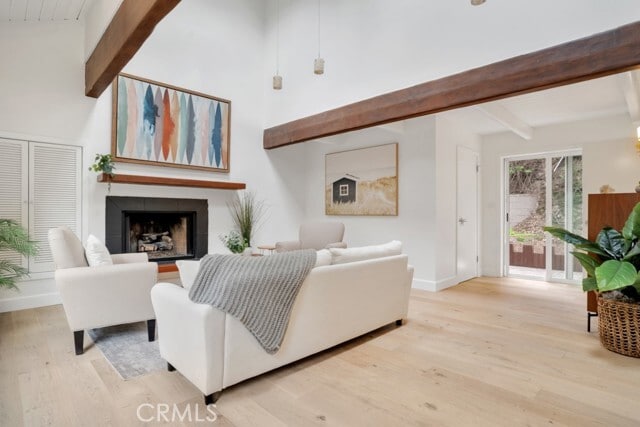 Building Photo - 850 Country Club Dr