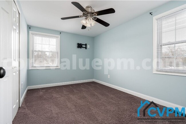 Building Photo - 2617 Belair Dr