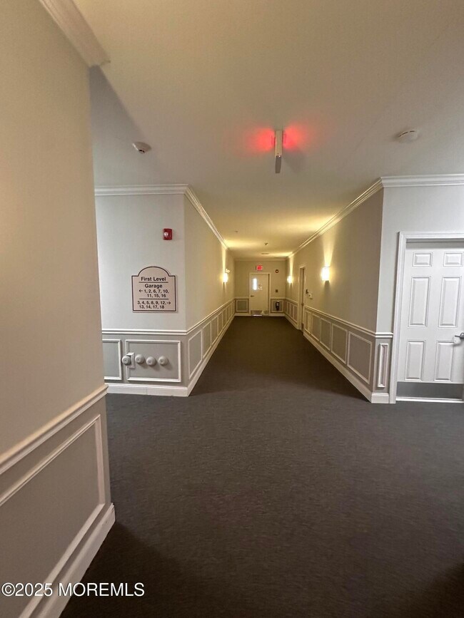 Building Photo - 112 Regency Ct