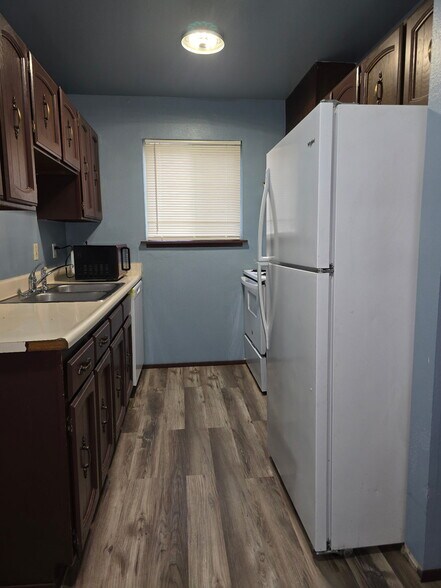 Building Photo - 4411 76th Ave W