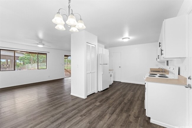 Building Photo - 667 Kamehameha Hwy