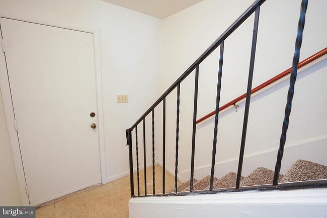 Building Photo - 764 Hemlock St