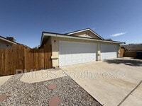 Building Photo - 851 Baseline Rd