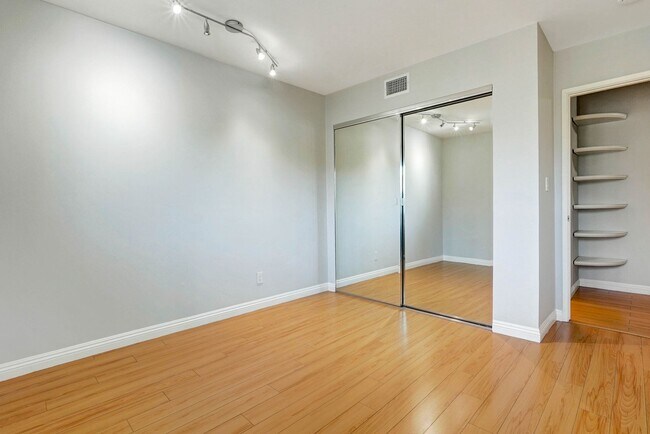 Building Photo - 19355 Sherman Way