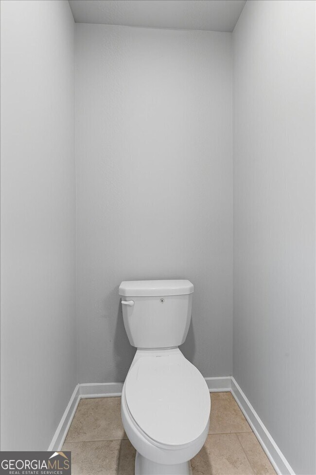 Building Photo - 2030 Main St NW