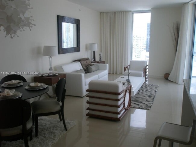 Building Photo - 185 SW 7th St