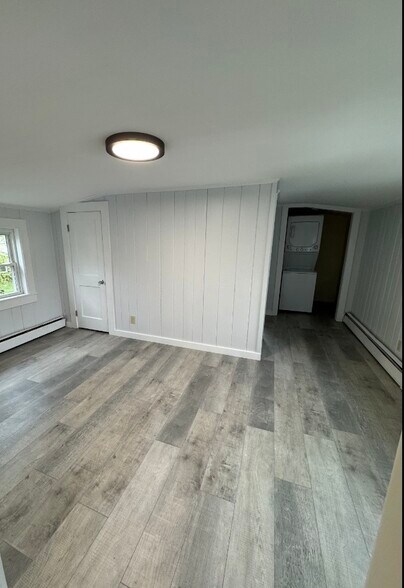 Building Photo - 70 High St