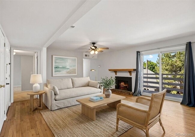Building Photo - 3141 S Tamarac Dr