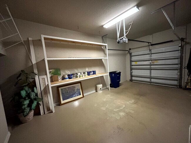 Building Photo - 7871 Lake Sawgrass Loop