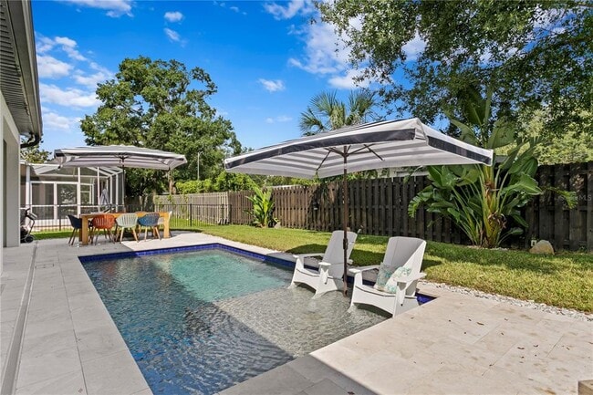 Building Photo - 2107 Branch Hill St