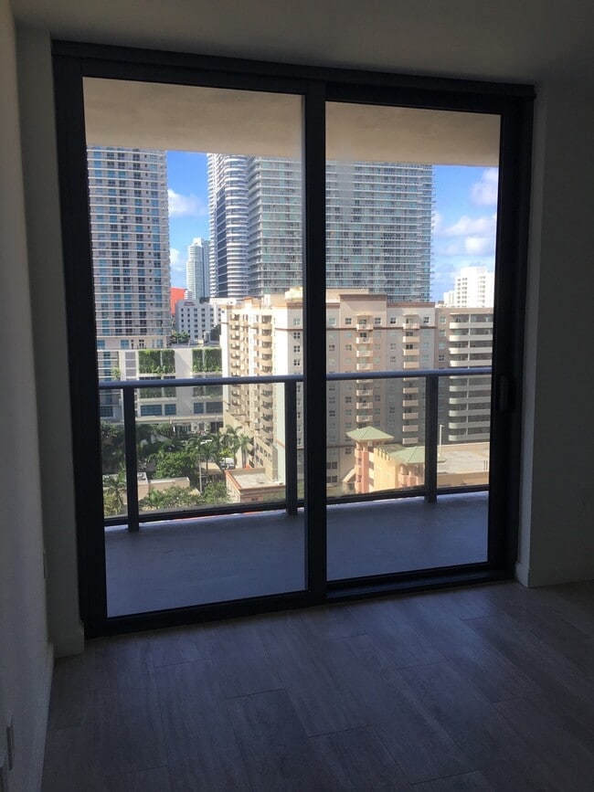 Building Photo - Brickell Heights East #1104 for rent