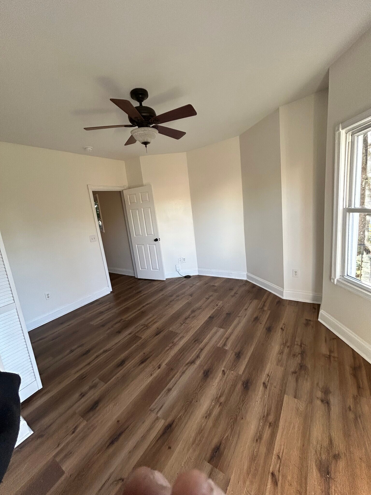 Building Photo - 1202 W Elm St