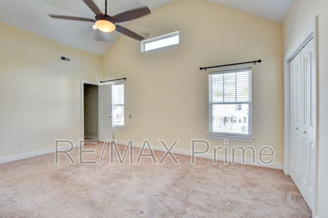 Building Photo - 4923 Krick St