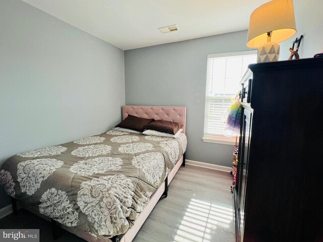 Building Photo - 2422 Baileys Pond Rd