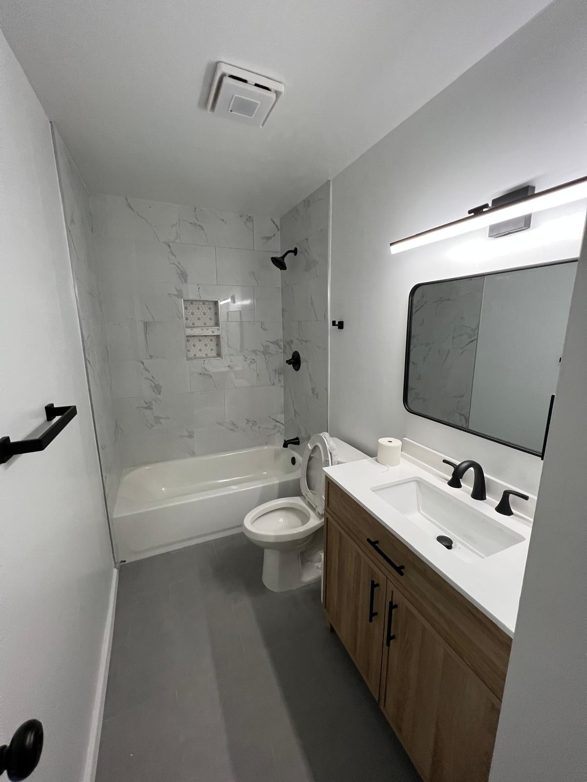 Building Photo - 246 Fir Tree Ct