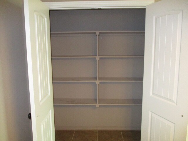 Building Photo - 2316 Golden Ln