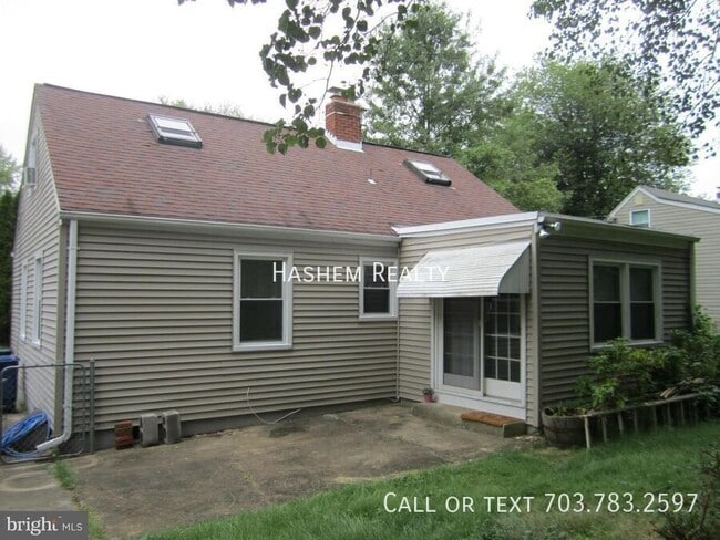 Building Photo - 3220 Dashiell Rd