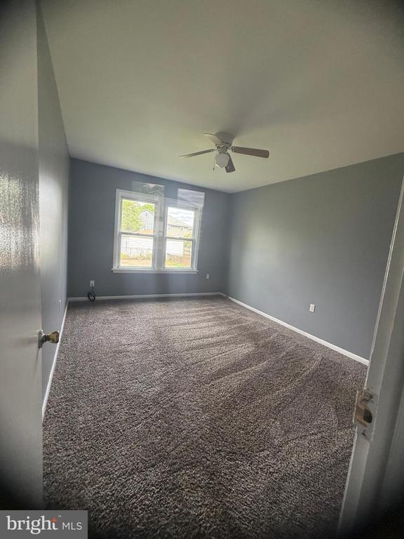 Building Photo - 75 Melrose Ave