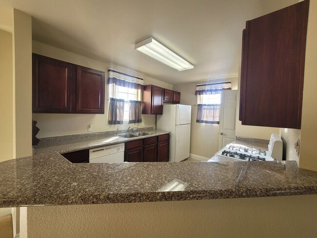 Building Photo - 2801 N Rainbow Blvd
