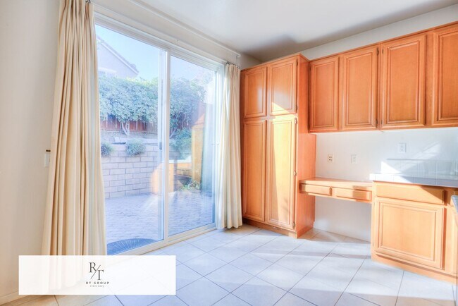 Building Photo - 3879 Bella Villagio Ave