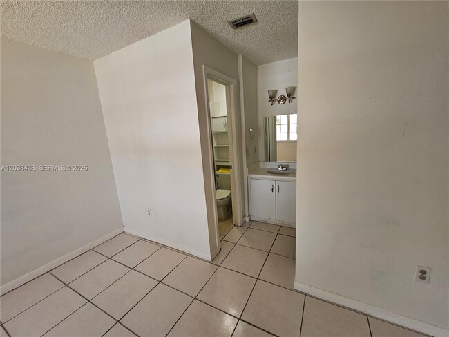 Building Photo - 15665 SW 74th Cir Dr